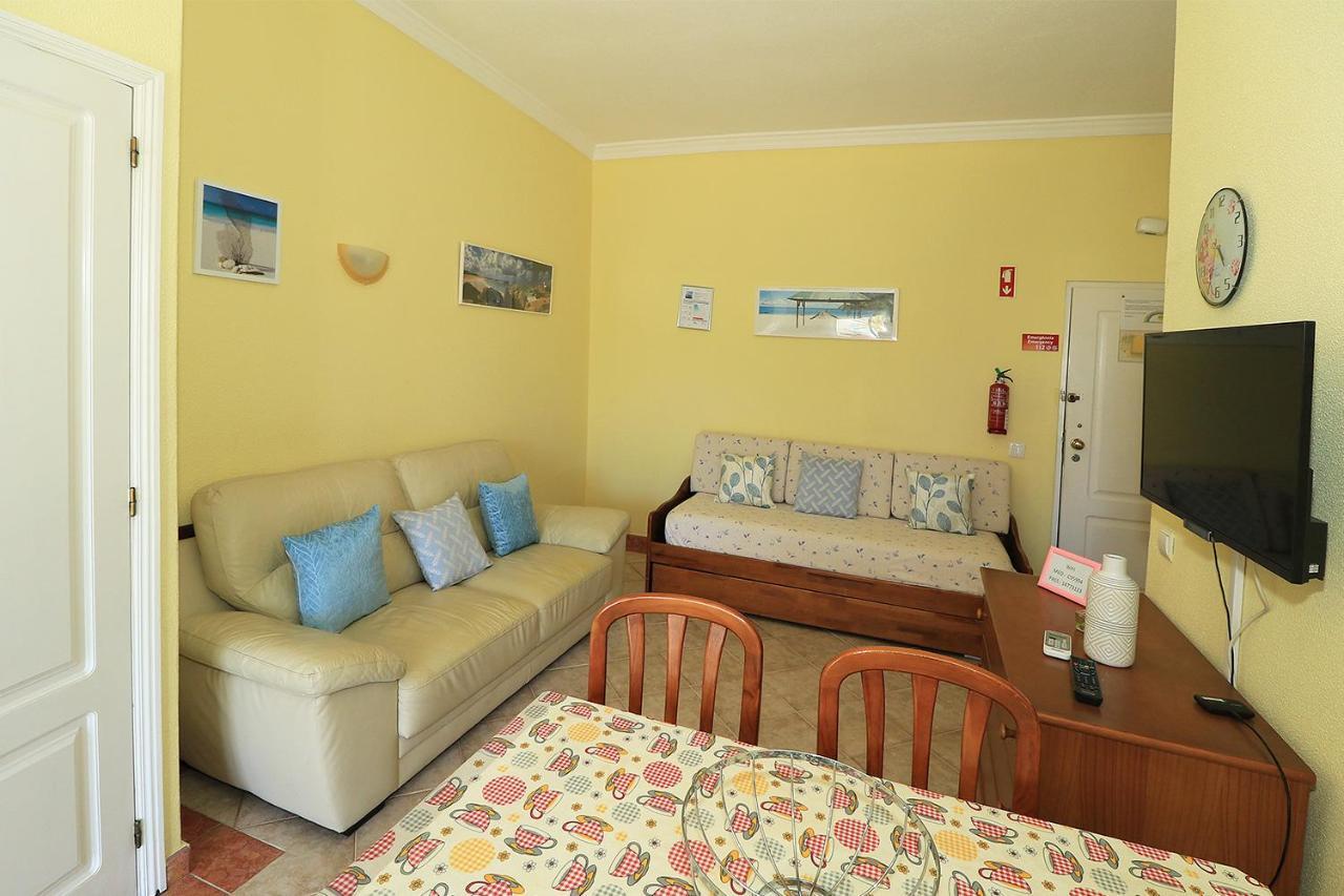 Venha Nadar A Oura Apartment
