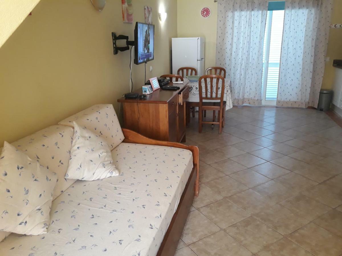 Venha Nadar A Oura Apartment